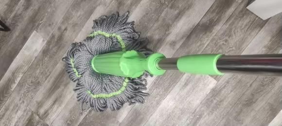 SQUEEZER™ Self-twisting Water Rotating Mop